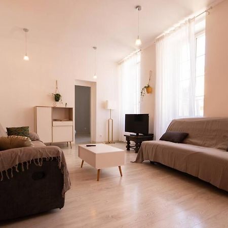 La Fontaine Neuve-Avallon-5 Personnes-1 Chambre-3 Lits-Parking-Wifi ภายนอก รูปภาพ